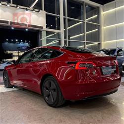 تسلا موديل 3